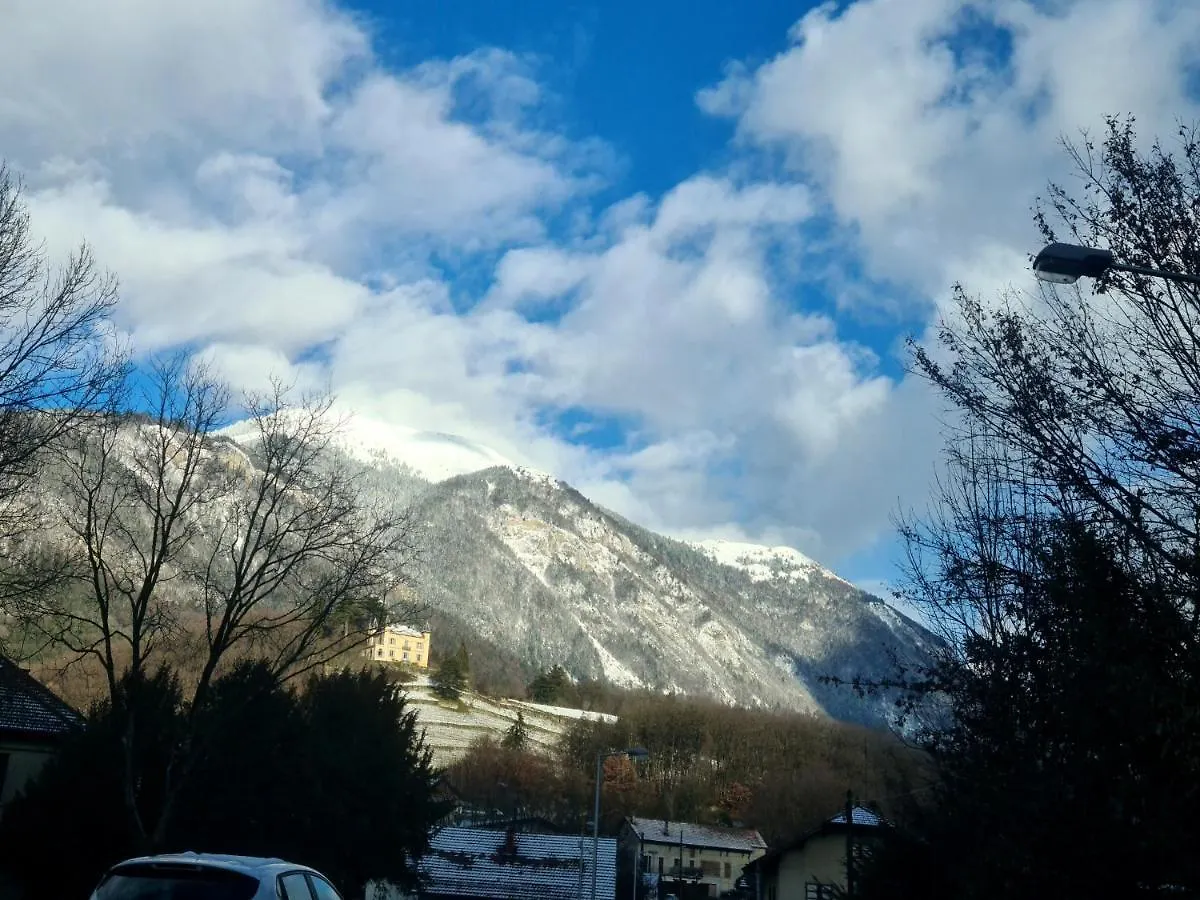Apartment Joli Appartement Vue Montagne, Cosy Avec Jardin Bonneville